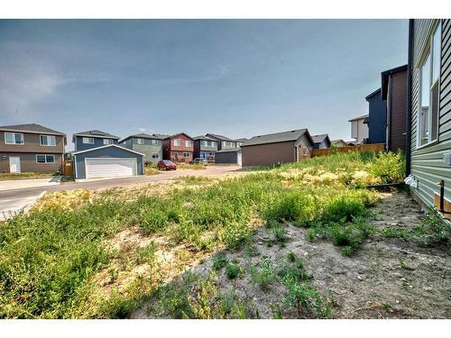 22 Amblehurst Way Nw, Calgary, AB - Outdoor