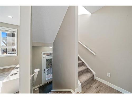 49 Walgrove Plaza Se, Calgary, AB - Indoor Photo Showing Other Room