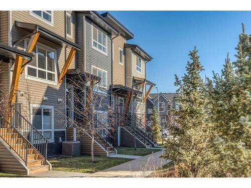 49 Walgrove Plaza Se, Calgary, AB - Outdoor