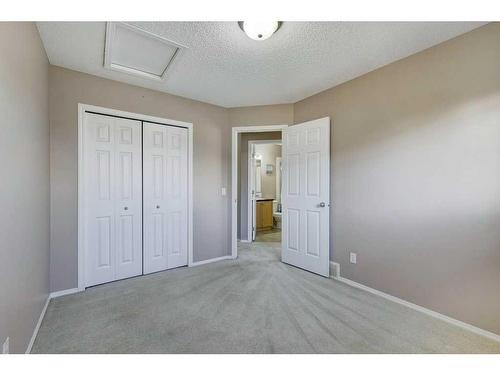 130 Royal Birch Mount Nw, Calgary, AB - Indoor