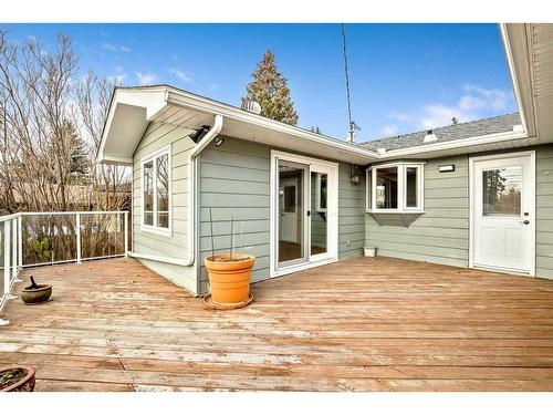 5131 Veronica Road Nw, Calgary, AB - Outdoor With Exterior