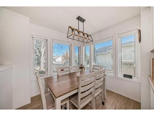 8-388 Sandarac Drive Nw, Calgary, AB - Indoor Photo Showing Dining Room