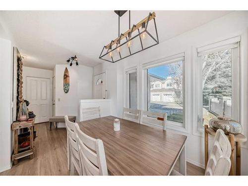 8-388 Sandarac Drive Nw, Calgary, AB - Indoor Photo Showing Dining Room