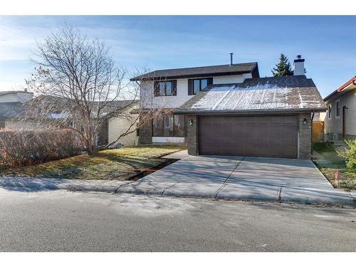 7 Woodmont Way Sw, Calgary, AB - Outdoor