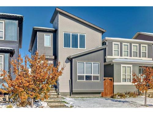 148 Howse Avenue Ne, Calgary, AB - Outdoor