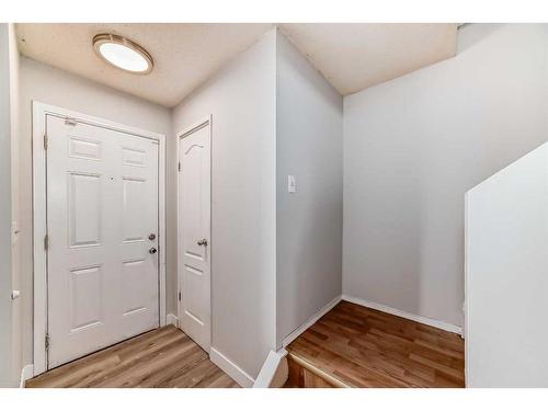 67-2727 Rundleson Road Ne, Calgary, AB - Indoor Photo Showing Other Room