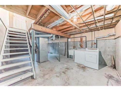 67-2727 Rundleson Road Ne, Calgary, AB - Indoor Photo Showing Laundry Room