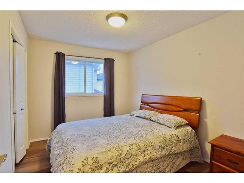 133 Panamount Court Nw, Calgary, AB - Indoor Photo Showing Bedroom