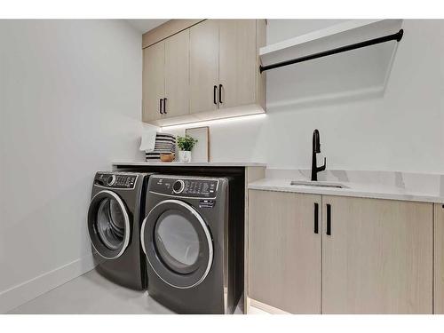 2345 53 Avenue Sw, Calgary, AB - Indoor Photo Showing Laundry Room