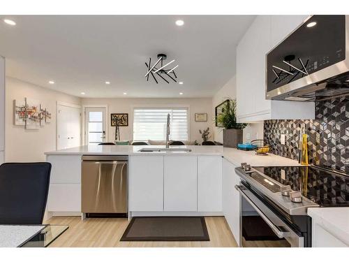 9339 Allison Drive Se, Calgary, AB - Indoor Photo Showing Kitchen