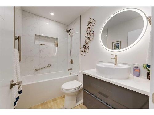 9339 Allison Drive Se, Calgary, AB - Indoor Photo Showing Bathroom