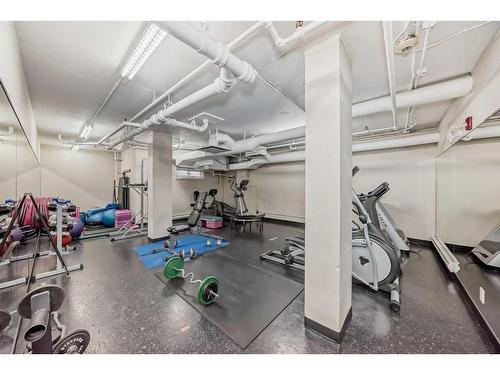 306-733 14 Avenue, Calgary, AB - Indoor Photo Showing Gym Room