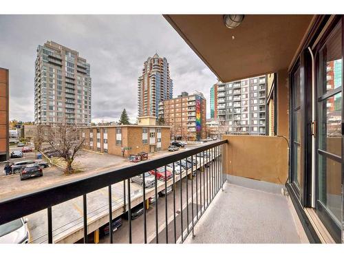 306-733 14 Avenue, Calgary, AB - Outdoor