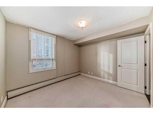 306-733 14 Avenue, Calgary, AB - Indoor Photo Showing Other Room