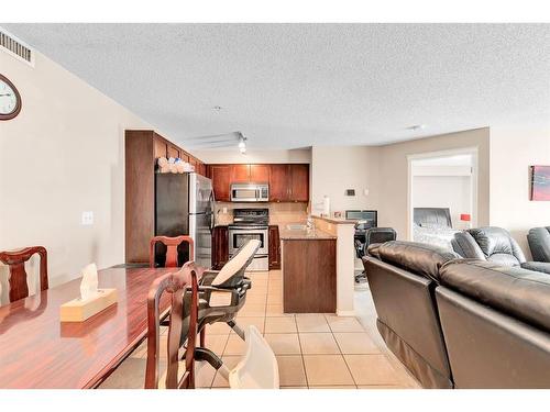 5210-69 Country Village Manor Ne, Calgary, AB - Indoor