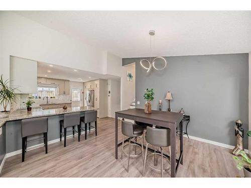 23 Sanderling Rise Nw, Calgary, AB - Indoor Photo Showing Dining Room