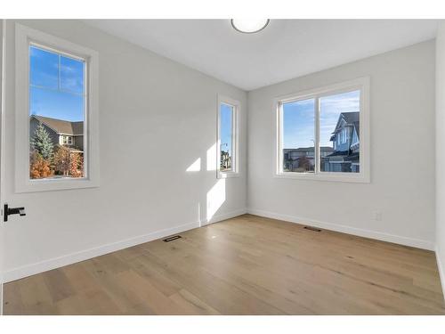 18 Ranchers Bay, Okotoks, AB - Indoor Photo Showing Other Room