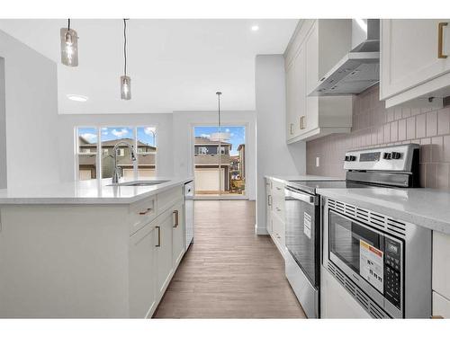 788 Creekstone Circle Sw, Calgary, AB - Indoor Photo Showing Kitchen With Upgraded Kitchen