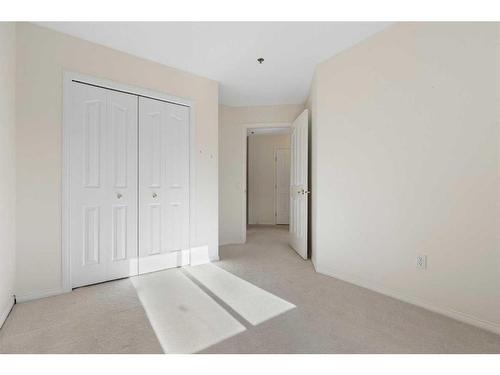 3153-1818 Simcoe Boulevard Sw, Calgary, AB - Indoor Photo Showing Other Room