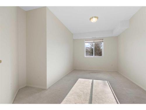 3153-1818 Simcoe Boulevard Sw, Calgary, AB - Indoor Photo Showing Other Room