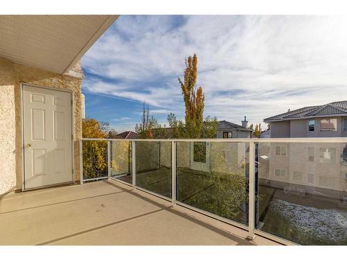 3153-1818 Simcoe Boulevard Sw, Calgary, AB - Outdoor With Balcony With Exterior