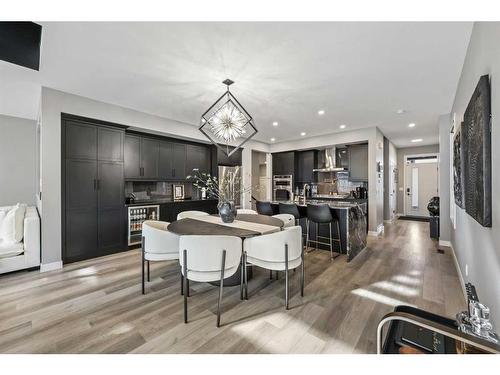 145 Edith Villas Nw, Calgary, AB - Indoor Photo Showing Dining Room