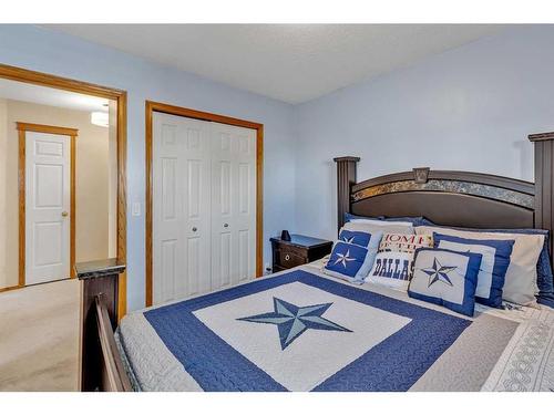 254 Coventry Court Ne, Calgary, AB - Indoor Photo Showing Bedroom