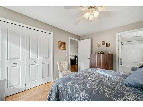 2202 Tuscarora Manor Nw, Calgary, AB - Indoor Photo Showing Bedroom