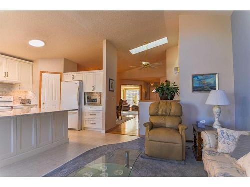 116 Hamptons Park Nw, Calgary, AB - Indoor