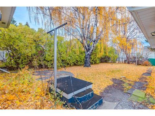 3412 1 Street Nw, Calgary, AB - Outdoor