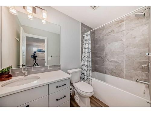 318 Chelsea Hollow, Chestermere, AB - Indoor Photo Showing Bathroom