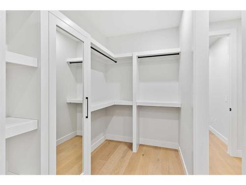 2628 4 Avenue Nw, Calgary, AB - Indoor With Storage