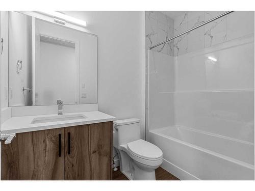 230 Kinniburgh Loop, Chestermere, AB - Indoor Photo Showing Bathroom