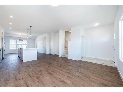 54 Dawson Drive, Chestermere, AB - Indoor Photo Showing Kitchen