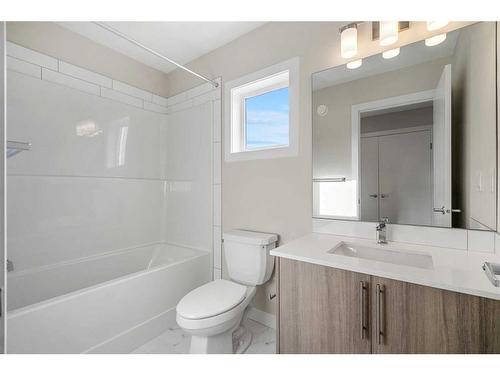 239 Homestead Drive Ne, Calgary, AB - Indoor Photo Showing Bathroom