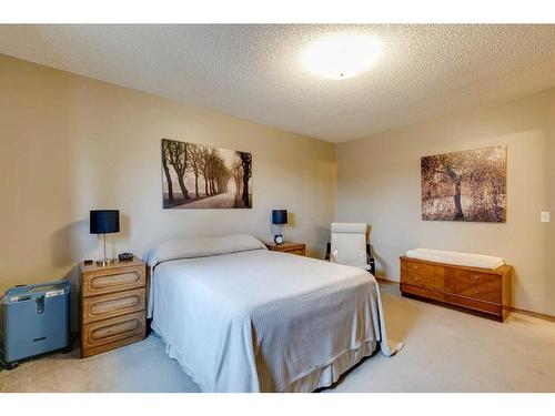 151 Somervale Park Sw, Calgary, AB - Indoor Photo Showing Bedroom