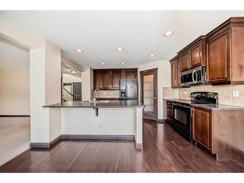 16 Kincora Hill Nw, Calgary, AB - Indoor Photo Showing Kitchen