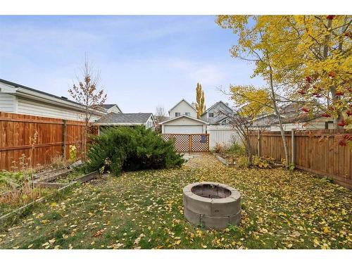 139 Prestwick Crescent Se, Calgary, AB - Outdoor With Backyard