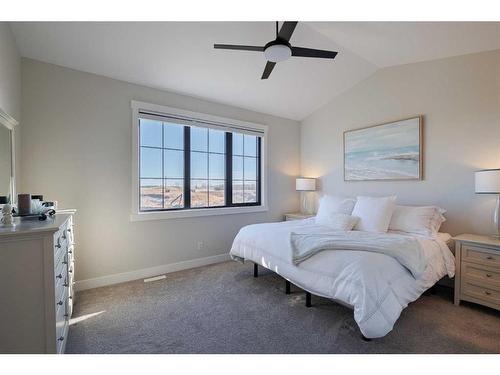 54-130 Discovery Drive Sw, Calgary, AB - Indoor Photo Showing Bedroom