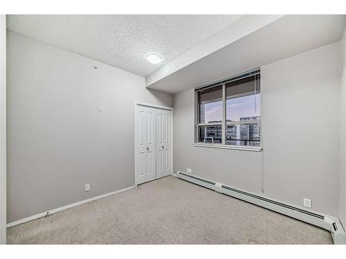 515-1053 10 Street Sw, Calgary, AB - Indoor Photo Showing Other Room