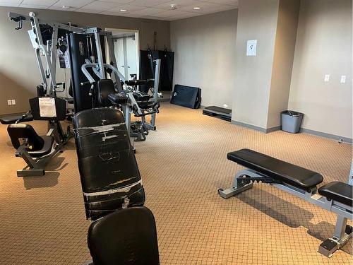 515-1053 10 Street Sw, Calgary, AB - Indoor Photo Showing Gym Room