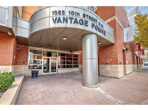 515-1053 10 Street Sw, Calgary, AB - Outdoor With Exterior