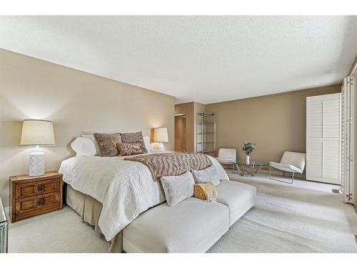 811 Lake Placid Drive Se, Calgary, AB - Indoor Photo Showing Bedroom