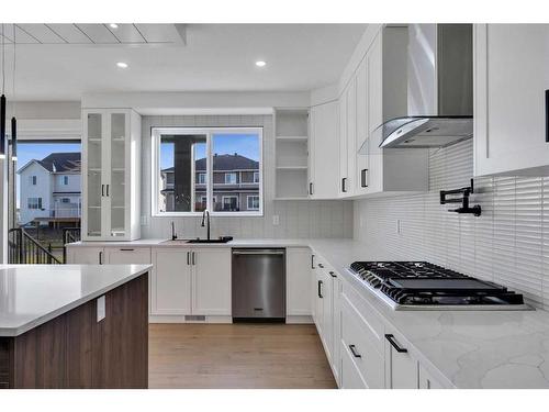 51 South Shore Road, Chestermere, AB - Indoor Photo Showing Kitchen With Upgraded Kitchen