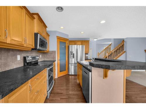 1113 Kincora Drive Nw, Calgary, AB - Indoor Photo Showing Kitchen