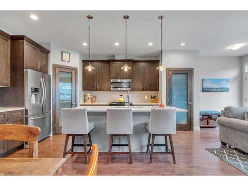 826 20 Avenue Nw, Calgary, AB - Indoor Photo Showing Kitchen With Stainless Steel Kitchen With Upgraded Kitchen