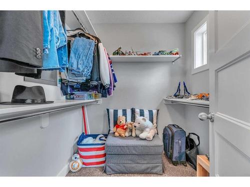 826 20 Avenue Nw, Calgary, AB - Indoor With Storage