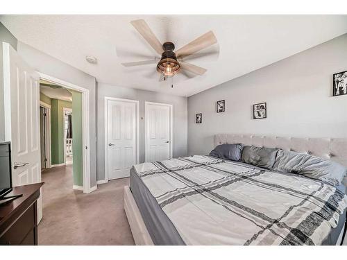 79 Auburn Meadows Gardens Se, Calgary, AB - Indoor Photo Showing Bedroom