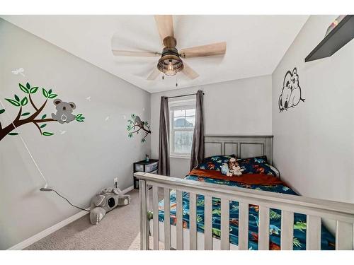 79 Auburn Meadows Gardens Se, Calgary, AB - Indoor Photo Showing Bedroom