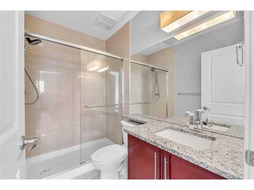 803-1110 3 Avenue Nw, Calgary, AB - Indoor Photo Showing Bathroom